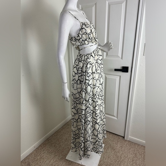 Astr Black and White Spaghetti Strap Maxi Sundress Size Small. A44 - Picture 10 of 17